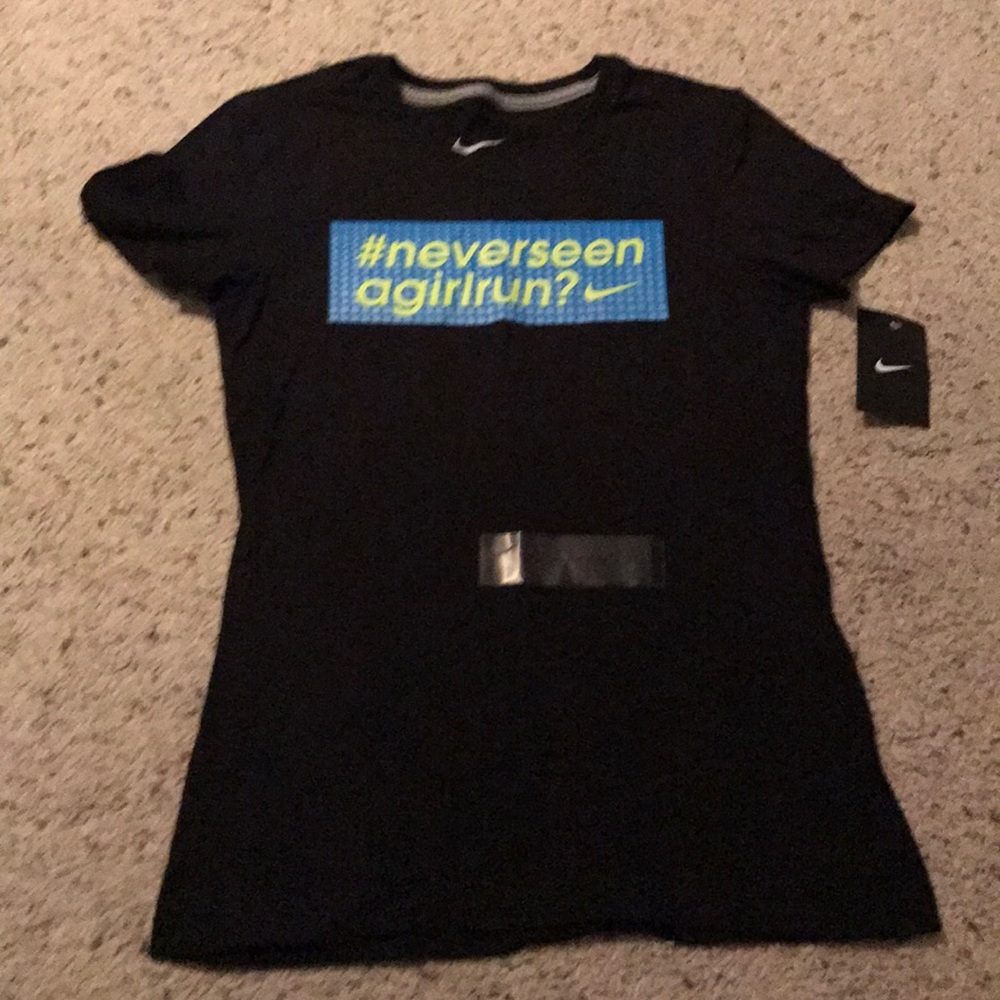 Nike Small Tee - Black/Blue/Yellow - NEW