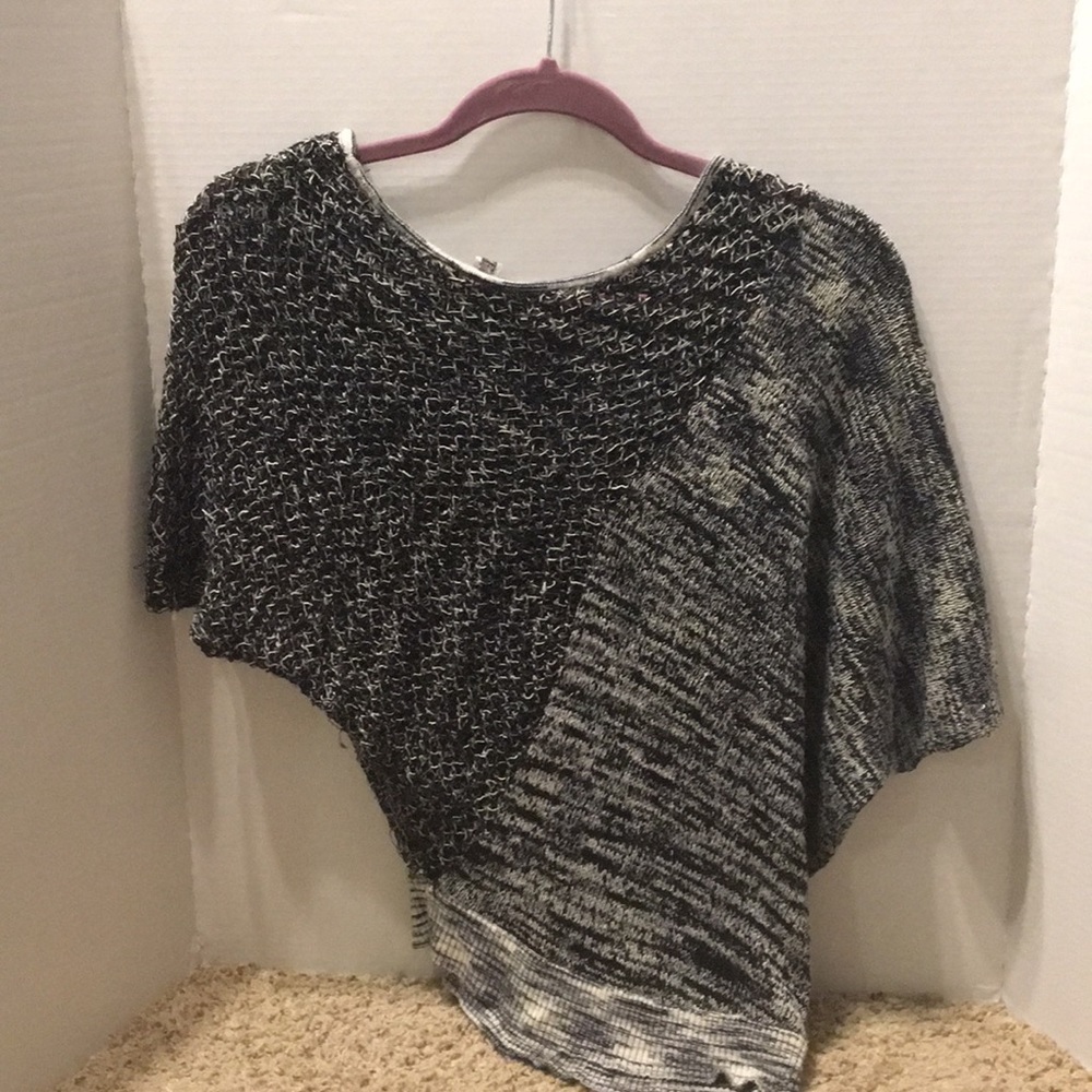 Short sleeve asymmetrical fall sweater