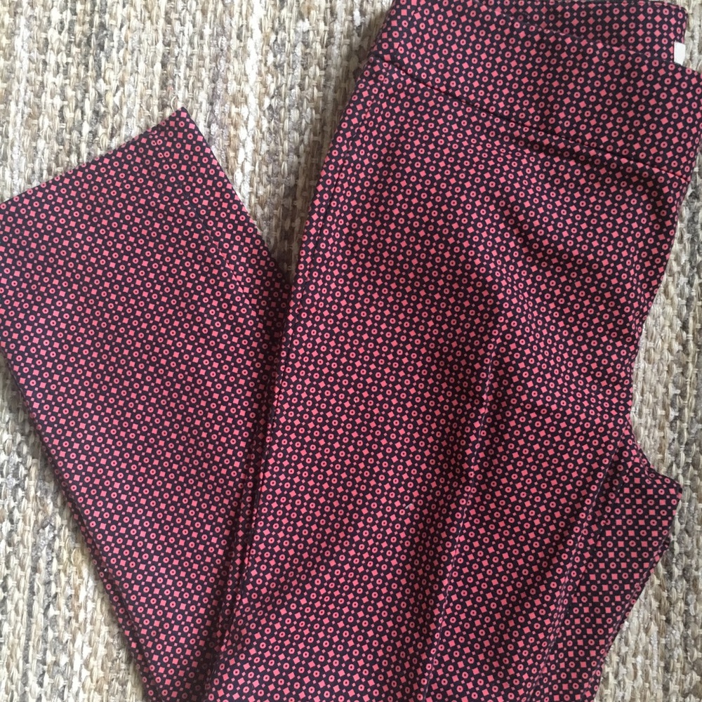 pink & navy cropped pant