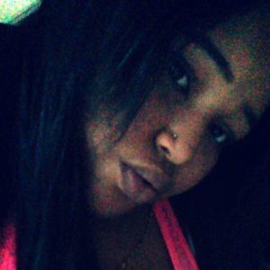 Meet your Posher, D'lisha