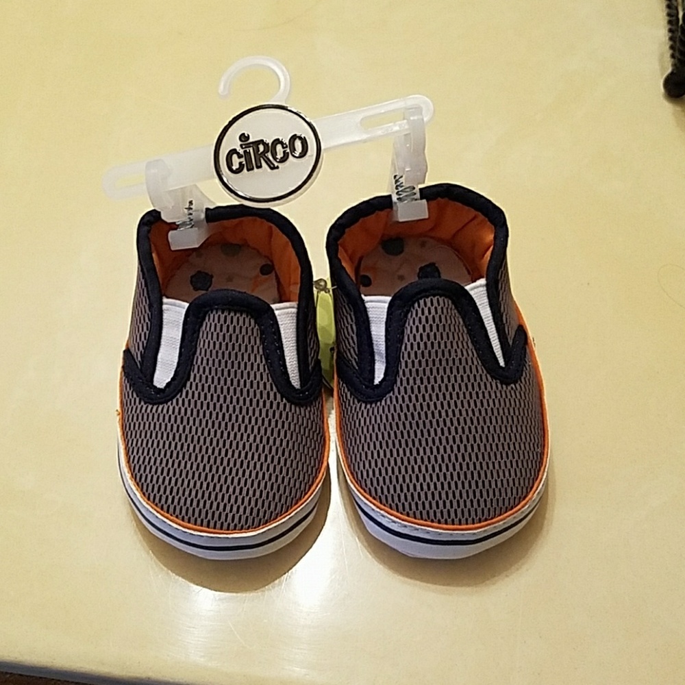 Circo baby boy slip in shoes