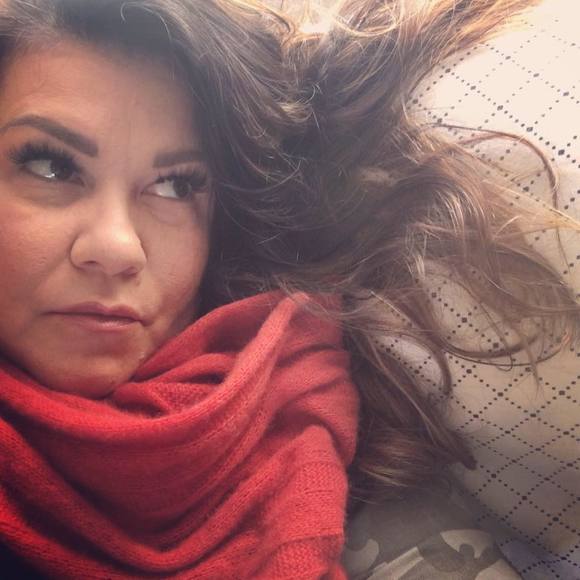 Meet your Posher, Rochelle - Picture 2 of 6