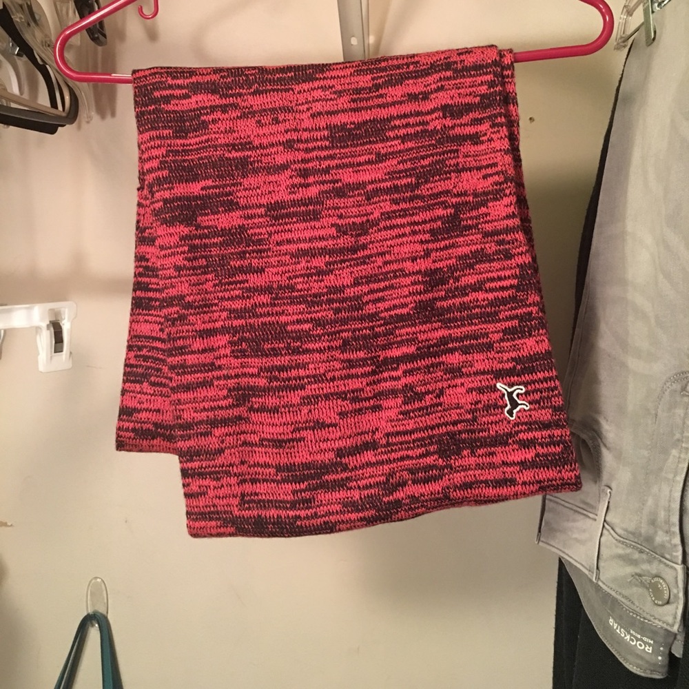 VS Pink scarf
