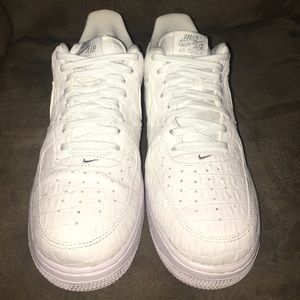 Men's Nike Air Force one's size 9