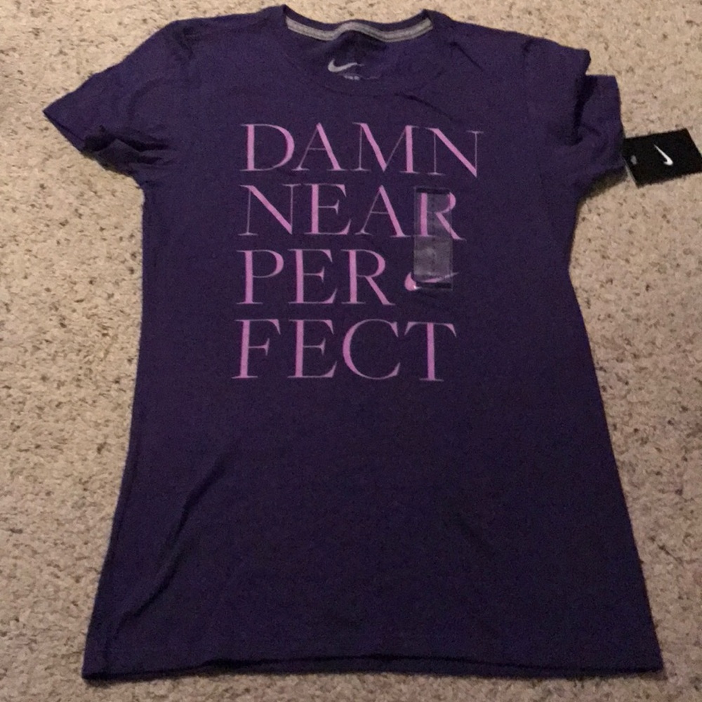 Nike Small Tee - Purple/Lilac - NEW