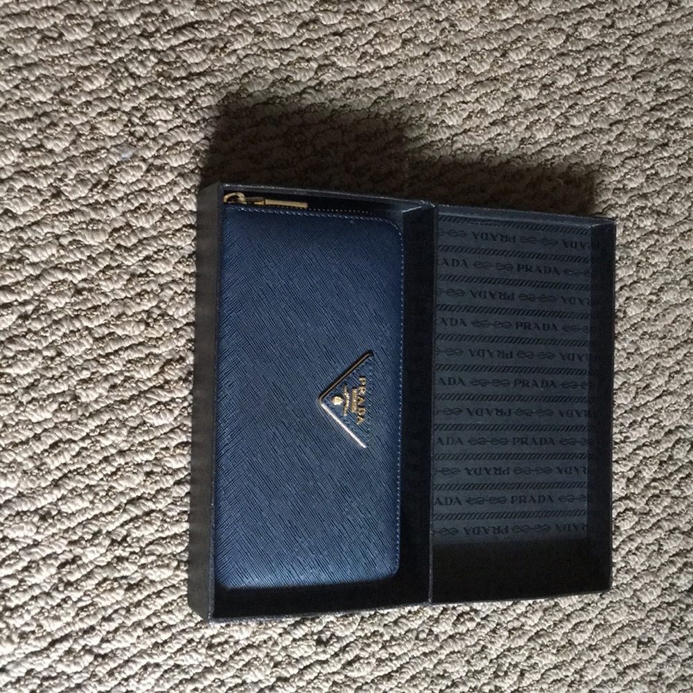 Prada wallet