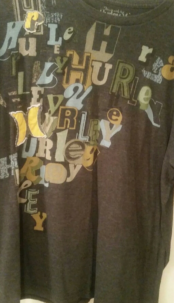 5 for $20! Mens Hurley shirt sz XL fits like a L