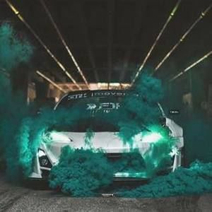 Meet your Posher, Thomas