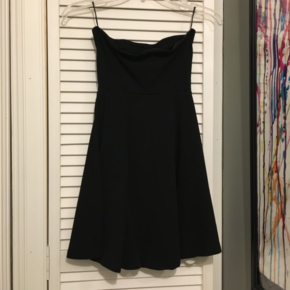 Express Strapless Mini Dress - Picture 2 of 6