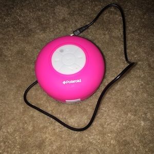 Wireless waterproof speaker with charger