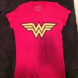 Wonder Woman t shirt