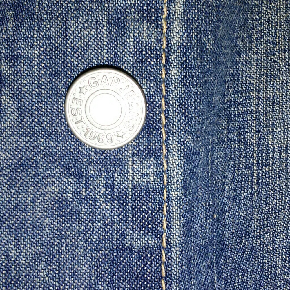 ❌SOLD ❌Gap Trucker Classic Jean Jacket 💙 - Picture 4 of 4