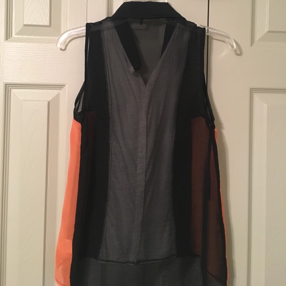Color Block Blouse - Picture 2 of 2