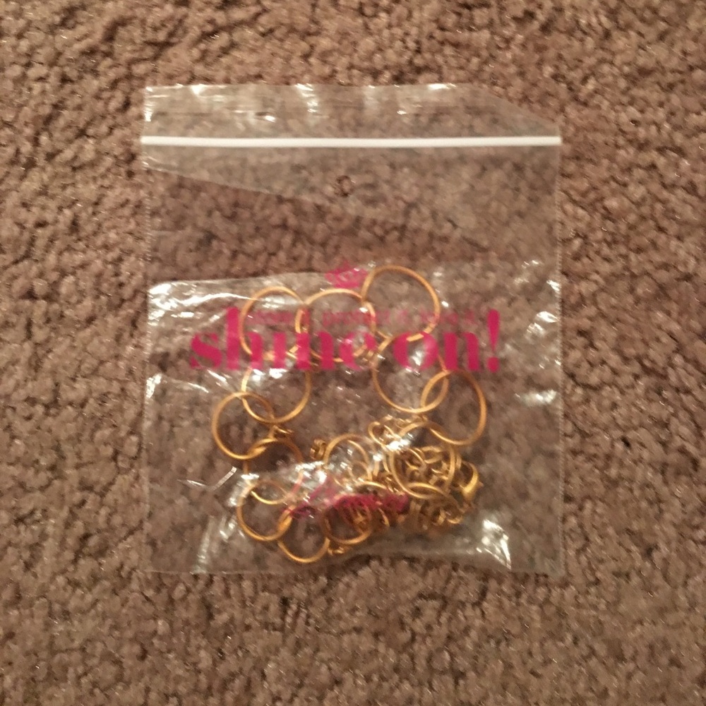 Brand new Premier gold necklace