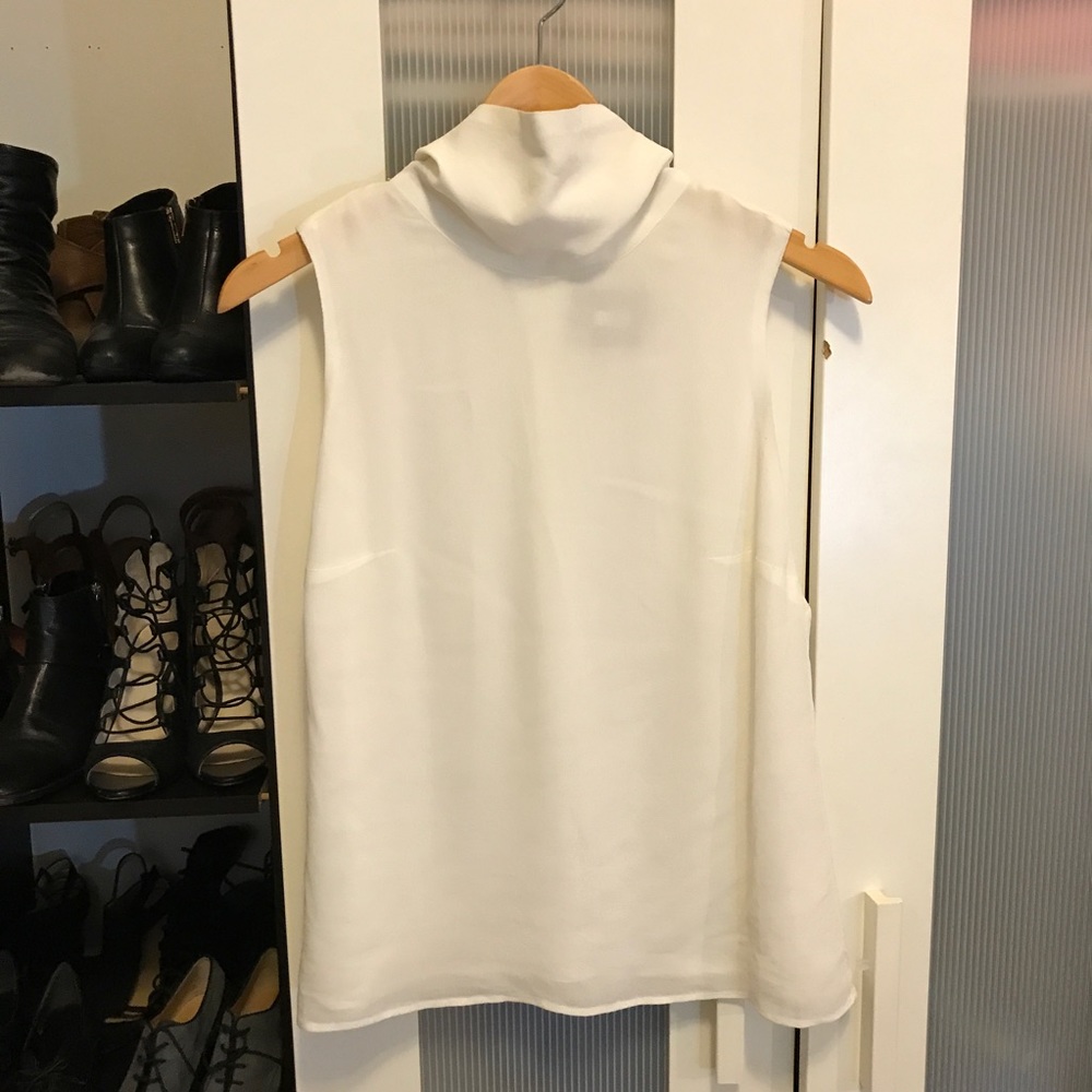 ❌SOLD❌Reformation White Turtle Neck Sleeveless Top - Picture 7 of 8