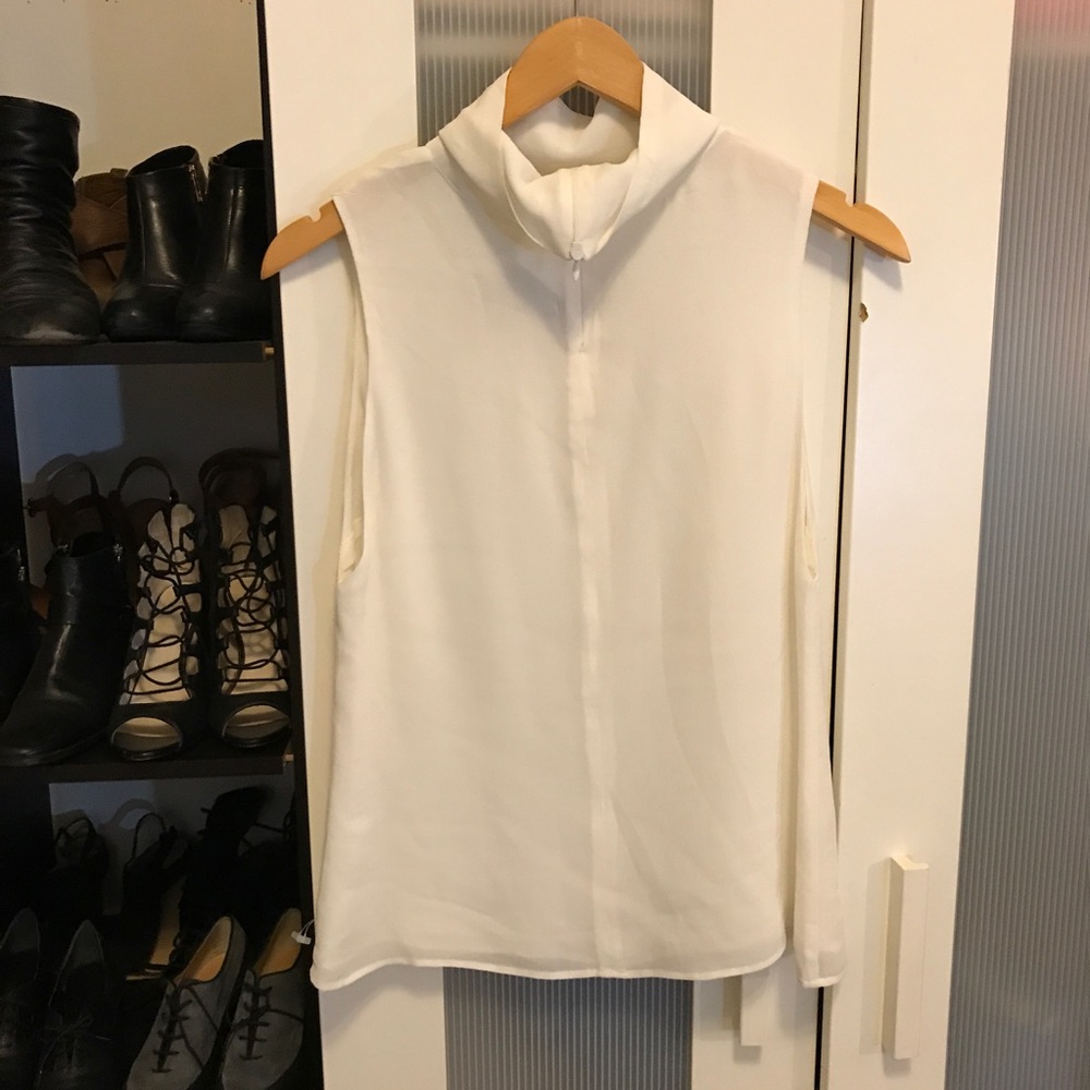 ❌SOLD❌Reformation White Turtle Neck Sleeveless Top - Picture 8 of 8