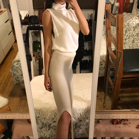 ❌SOLD❌Reformation White Turtle Neck Sleeveless Top - Picture 2 of 8