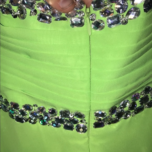 Prom Gown - Picture 3 of 4