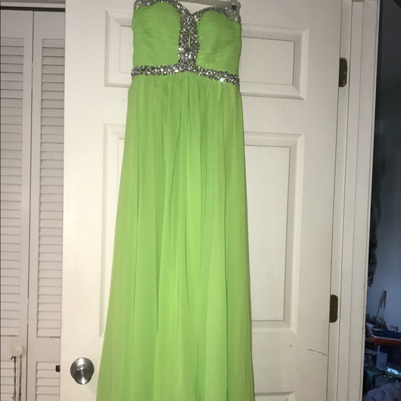 Prom Gown - Picture 4 of 4