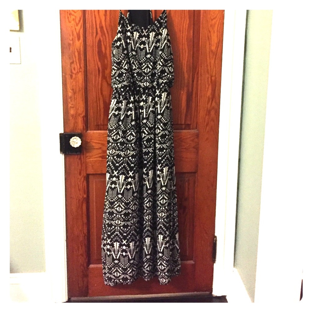 Black and gray tribal print maxi dress