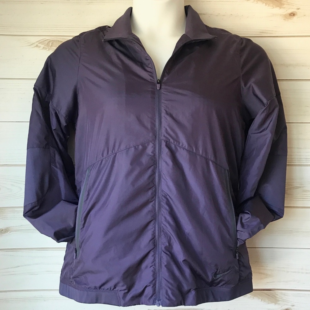 Nike• Golf  jacket •size medium