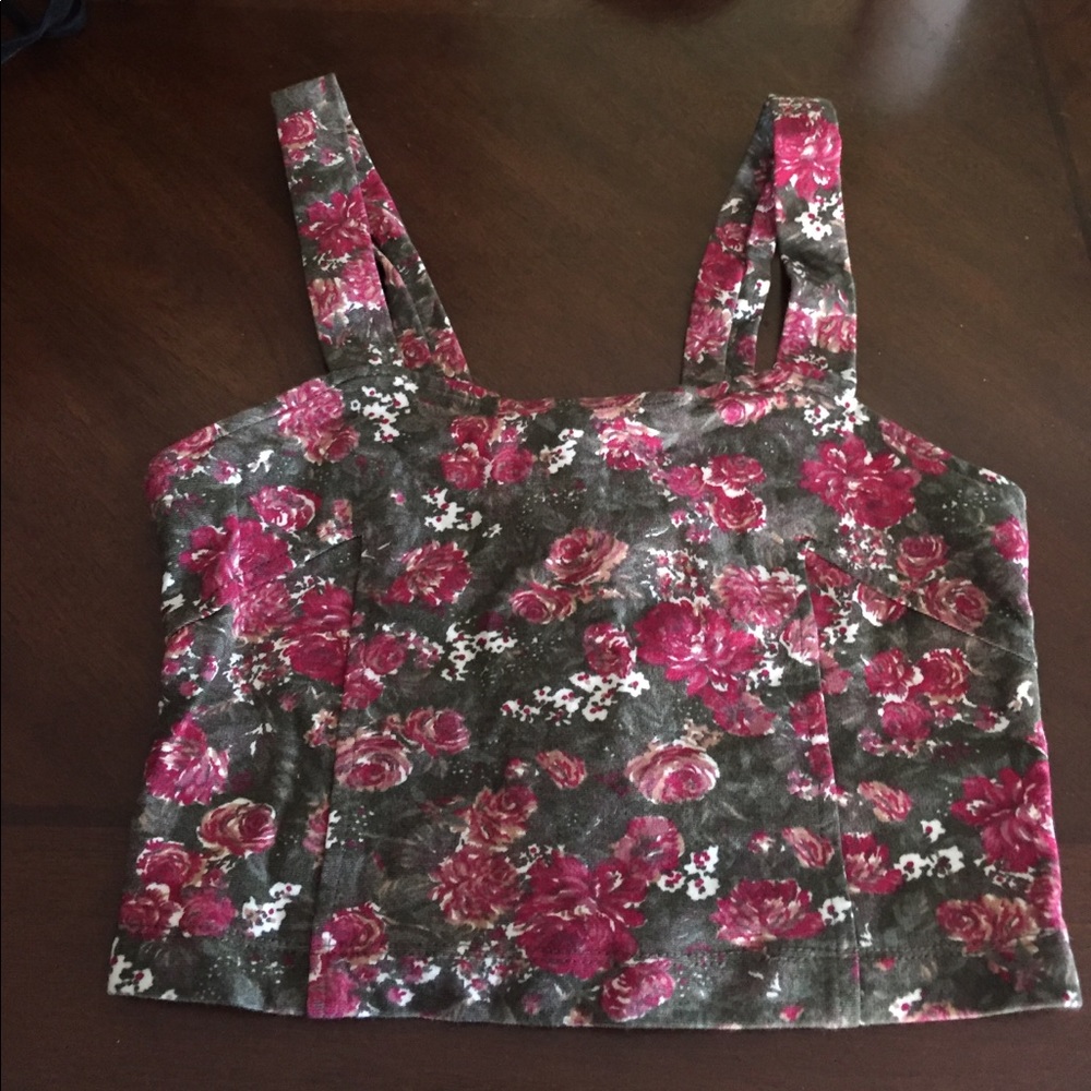 Brandy Melville rose floral cutout top