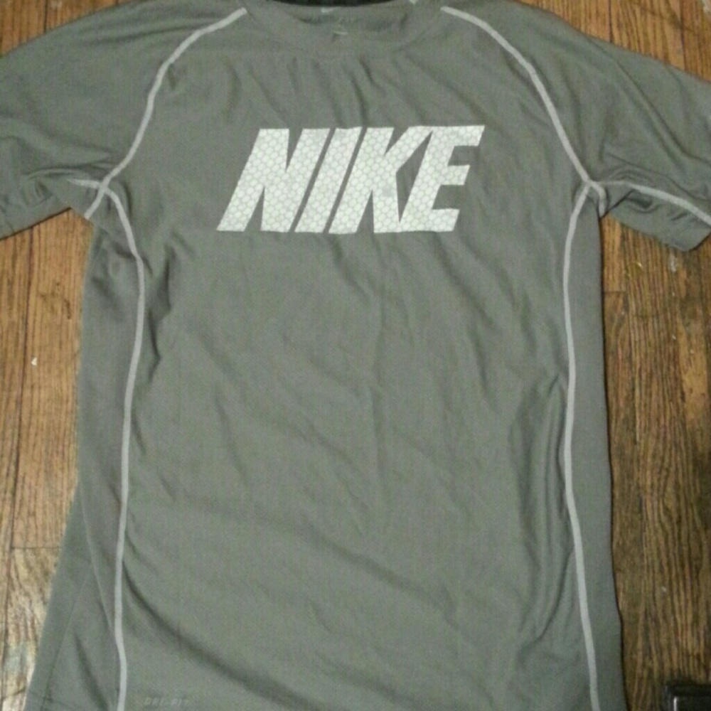 Nike T-Shirt