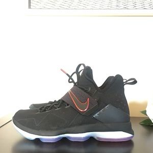 Nike lebrons 14