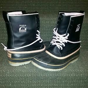 Sorel 1964 leather snow boots size 7