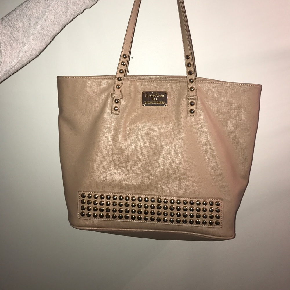 Bebe tote