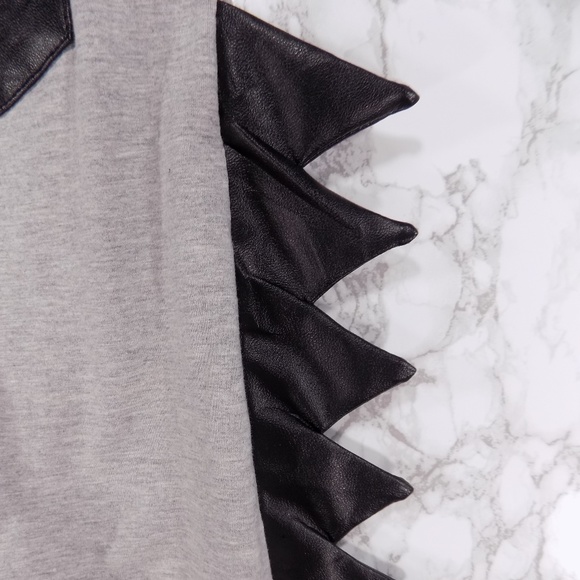 Gray & Black Spikes Bodysuit / Onesie - Picture 7 of 8