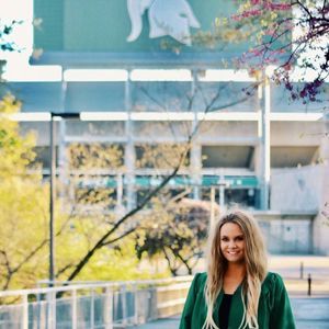 Meet your Posher, Meredith