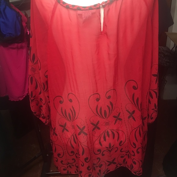 Shell top - Picture 2 of 3