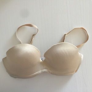 Upbra nude