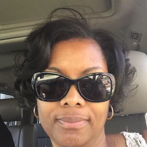 Meet your Posher, Janel