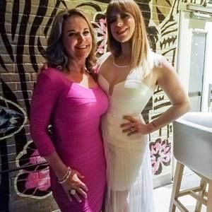 Meet your Posher, Lena