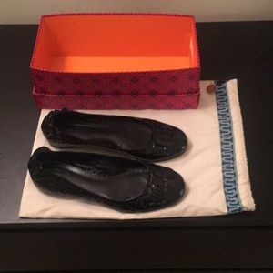 Black TB Reva Flats