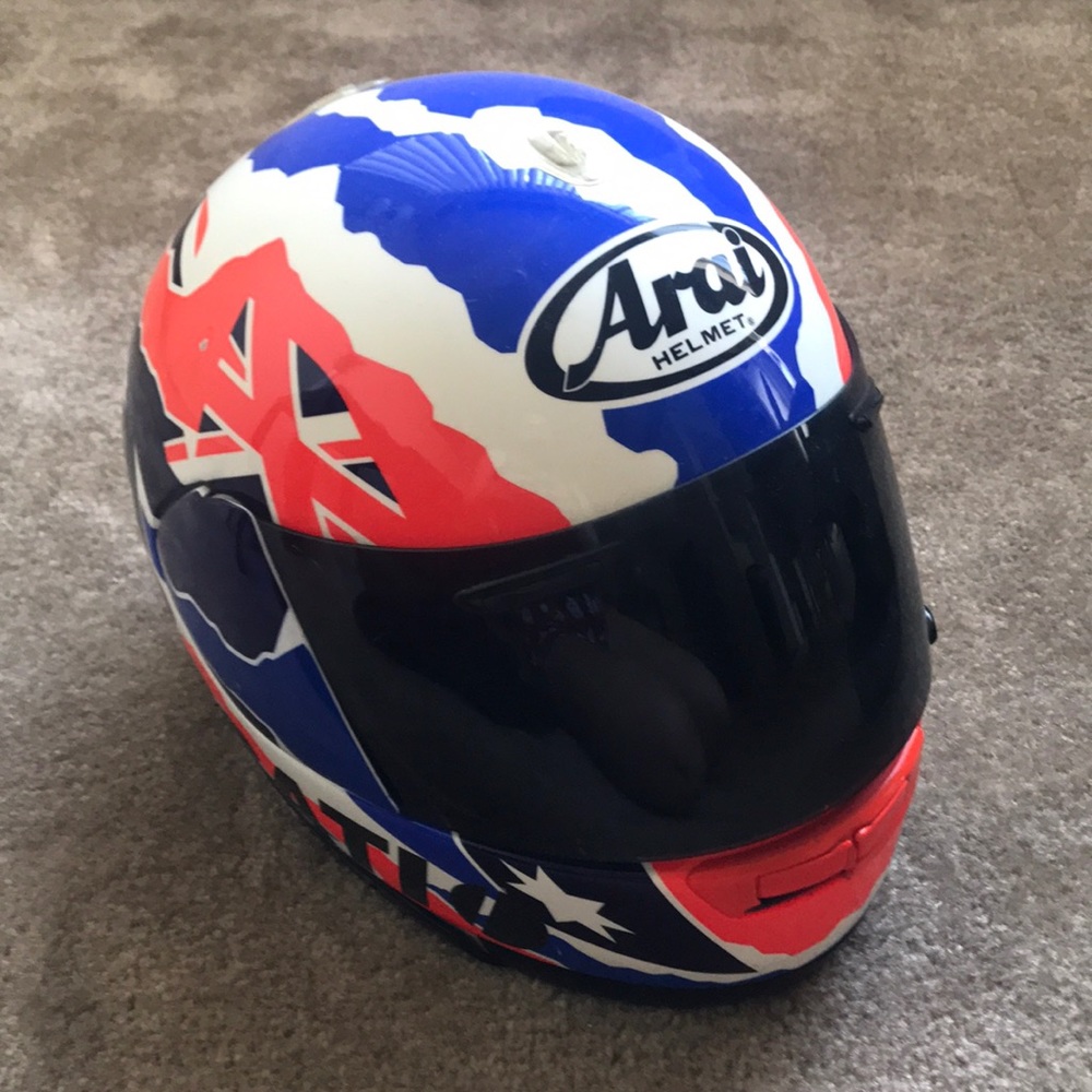 Arai Helmet Size M