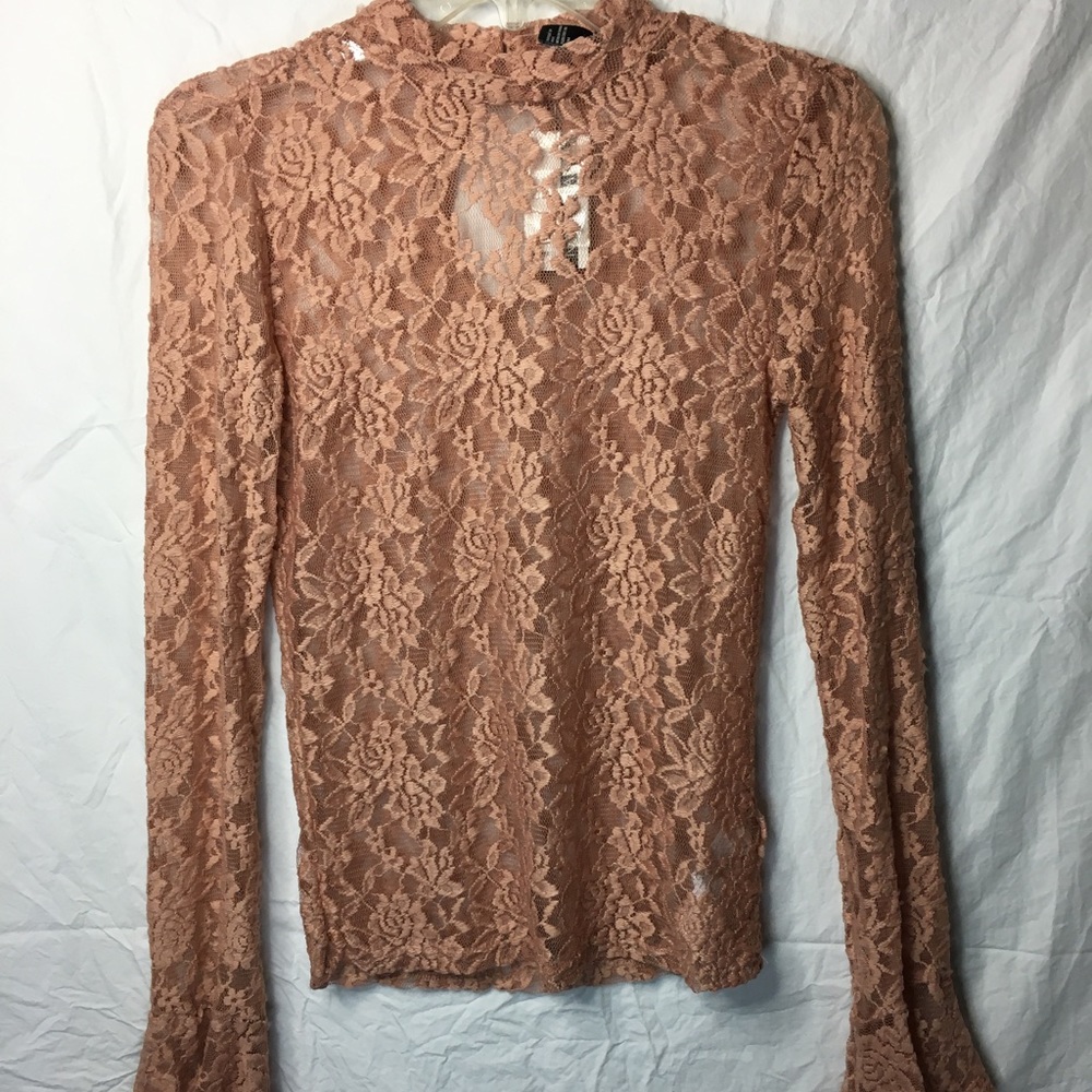 Lace too long sleeve