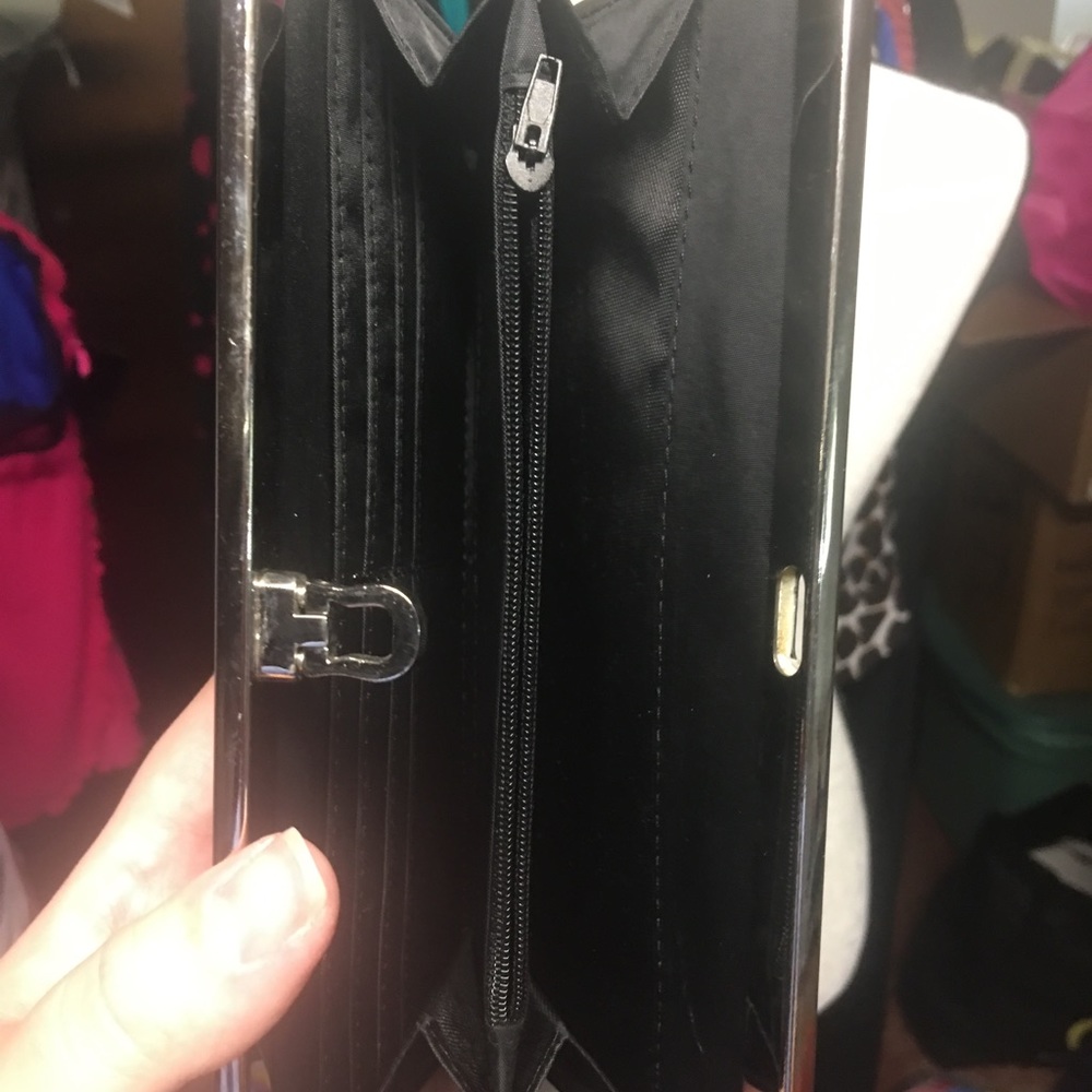 Wallet - Picture 2 of 2