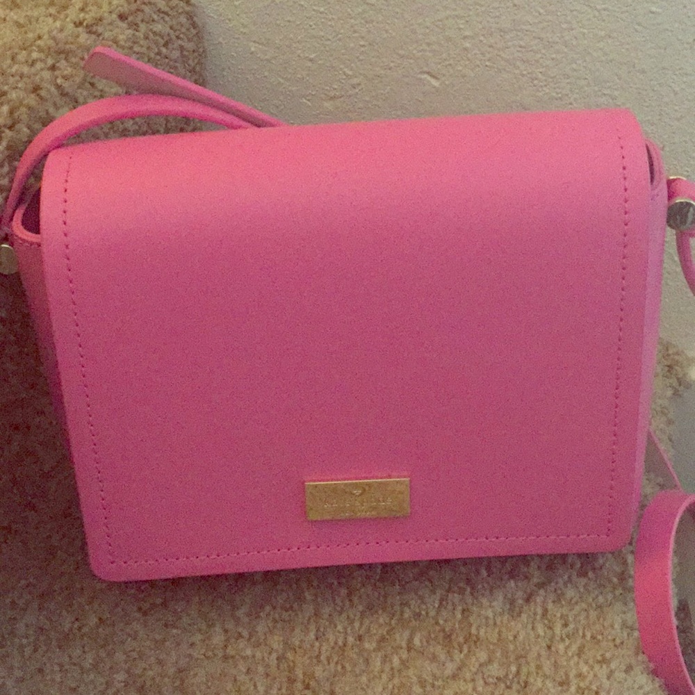 🔴sold‼️Kate spade cross shoulder bag