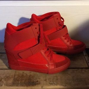 ⚡️SALE⚡️Hot Red Wedge Sneakers
