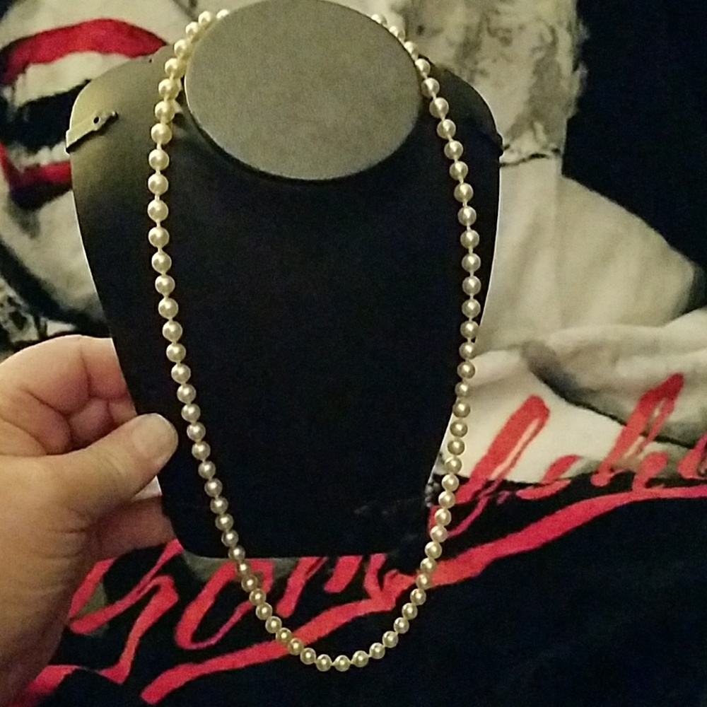 🎩🎩Vintage Faux Pearl Necklace🎩🎩