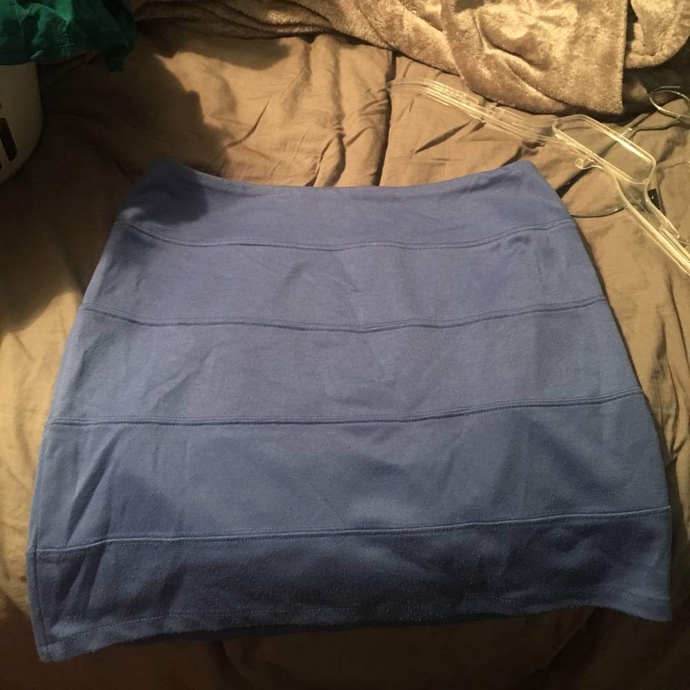 Size Large blue pencil skirt