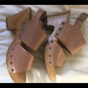 Korks Pink Open Toe Heel