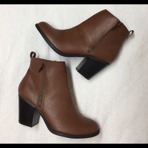 Brown booties with heel