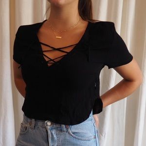 Brandy Melville cross front top