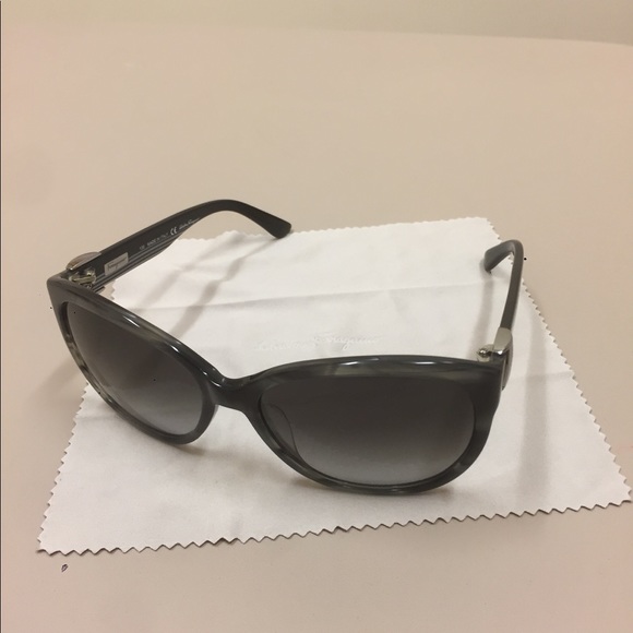 SOLD Salvatore Ferragamo Sunglasses - Picture 2 of 7
