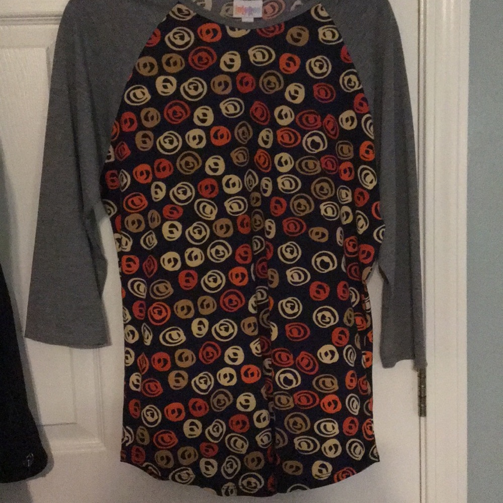 LuLaRoe Randy T-shirt