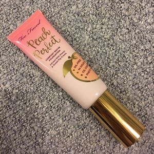 Too Faced Peach Perfect Matte Foundation "snow"